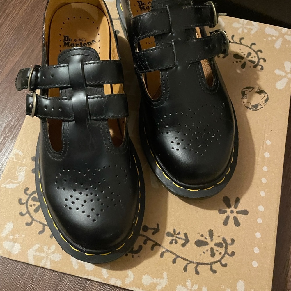Doc Martin new without box size 7 women